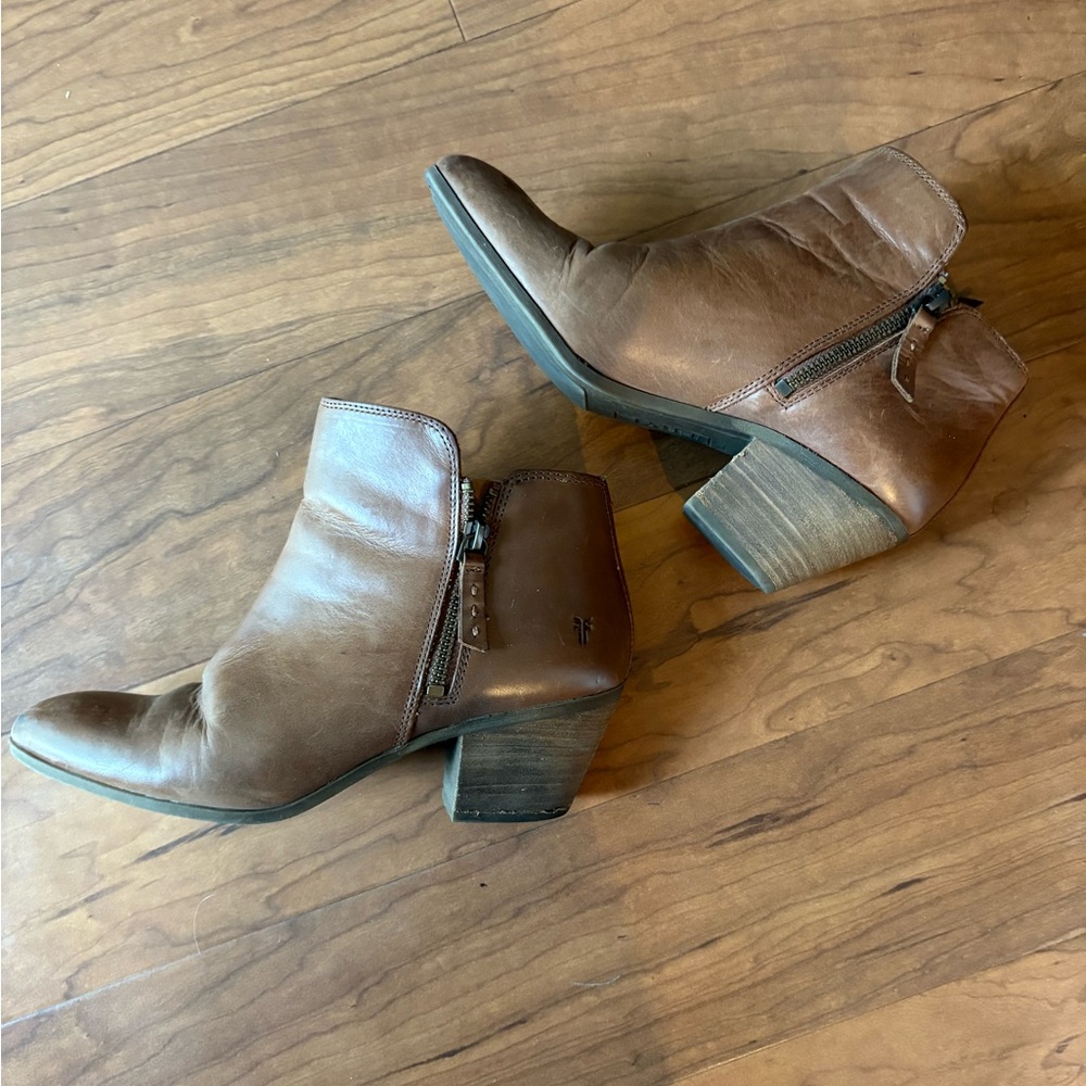 Frye Chestnut Leather Ankle Booties